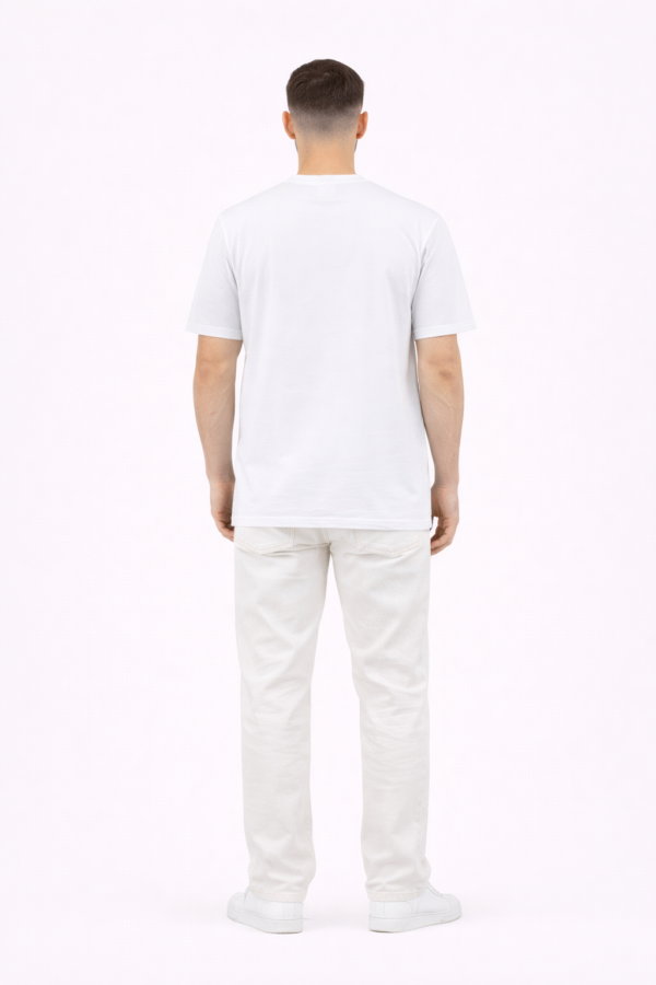 ESSENTIALS Men's Minimal Logo T-Shirt – White – XL ESSENTIALS Men's Minimal Logo T-Shirt – White – XL