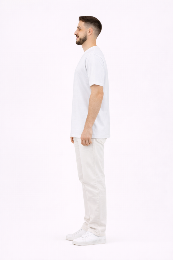 ESSENTIALS Men's Minimal Logo T-Shirt – White – XL ESSENTIALS Men's Minimal Logo T-Shirt – White – XL