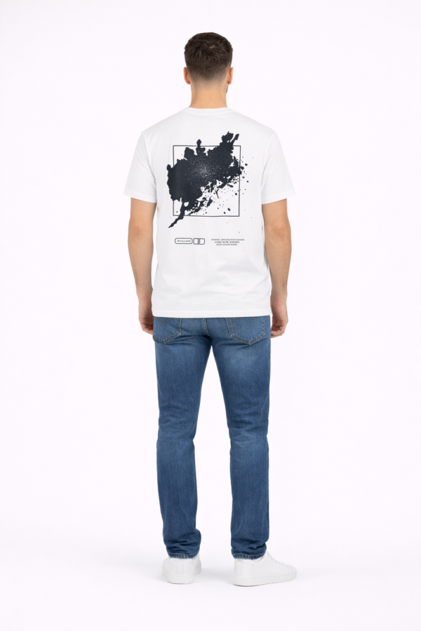 WR Men's Graphic T-Shirt – White – Relaxed Fit – XL WR Men's Graphic T-Shirt – White – Relaxed Fit – XL