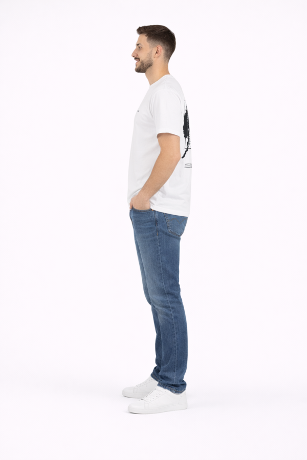 WR Men's Graphic T-Shirt – White – Relaxed Fit – XL WR Men's Graphic T-Shirt – White – Relaxed Fit – XL