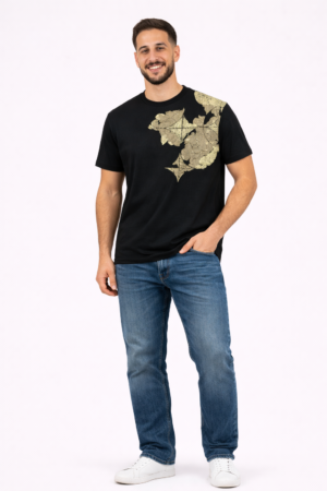 UR Crystal Leaf Black Relaxed Fit T-Shirt - L UR Crystal Leaf Black Relaxed Fit T-Shirt - L